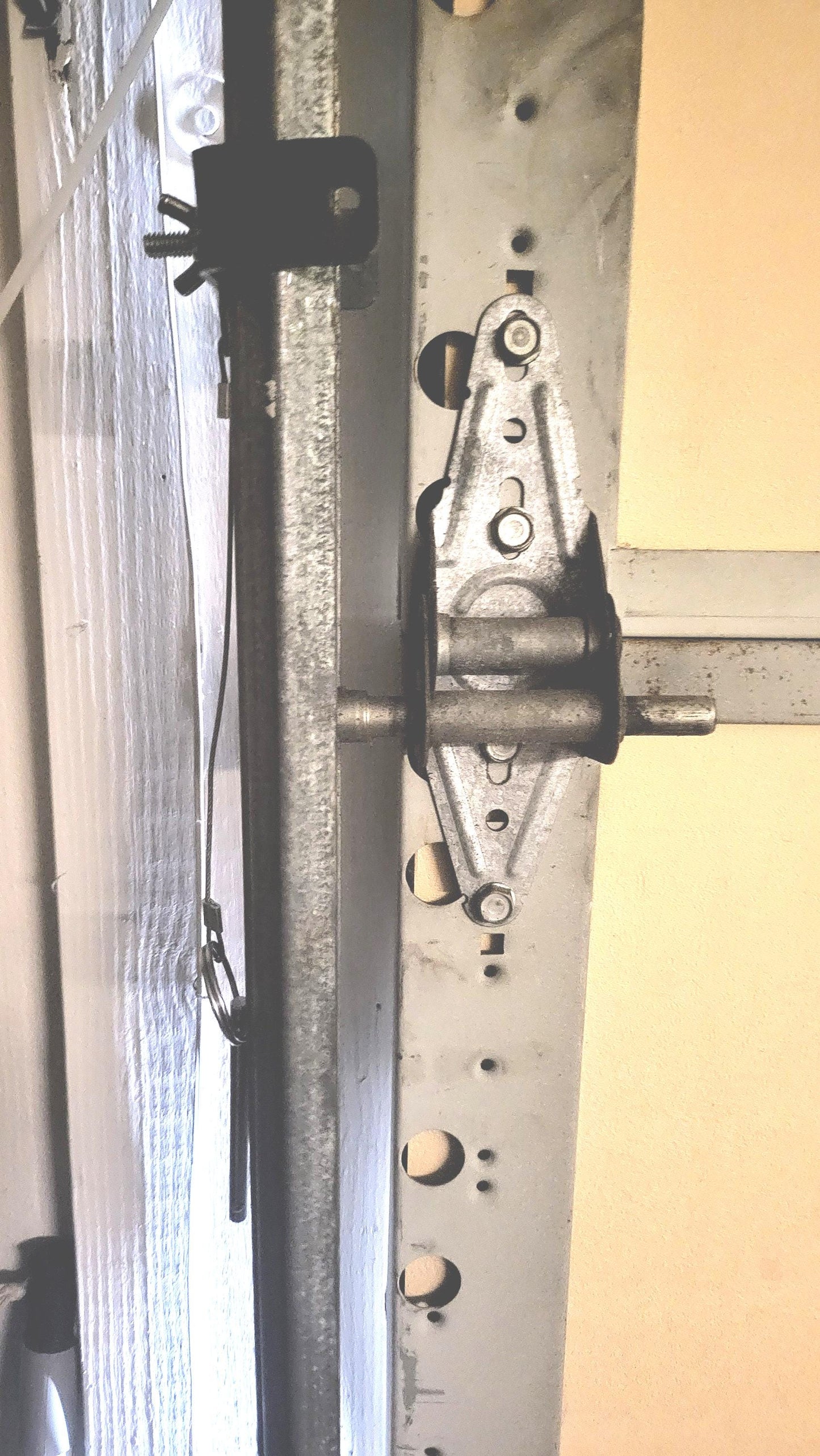 Garage Door Deadbolt – No Tools or Ladders Needed. Easy to Lock & Unlock. Secure Your Garage in Seconds.