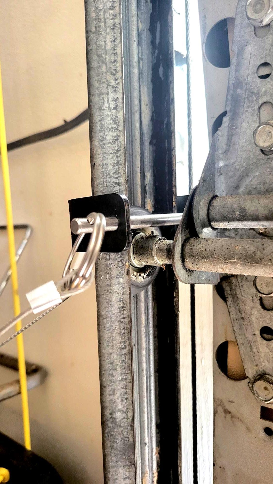 Garage Door Deadbolt – No Tools or Ladders Needed. Easy to Lock & Unlock. Secure Your Garage in Seconds.